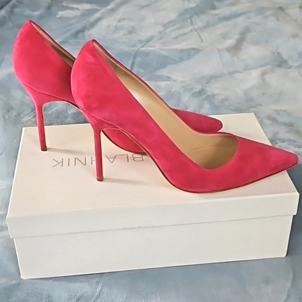 Manolo Blahnik Pink Heels